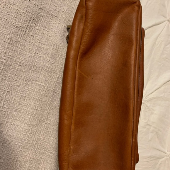 Coach Satchel Purse. - Picture 4 of 5